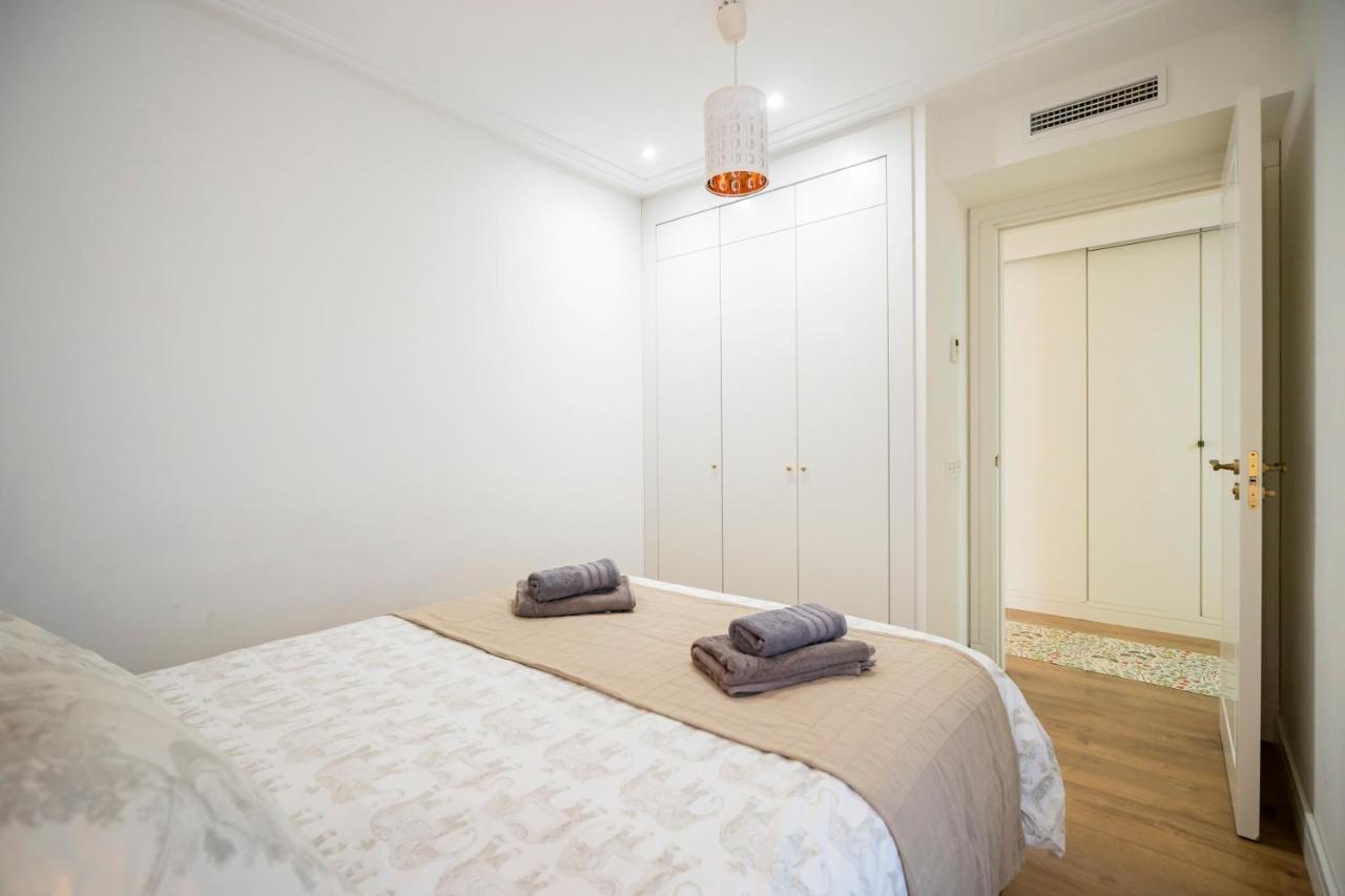 For You Rentals Brand New Apartment At Madrid City Center Wifi Ato55 Buitenkant foto